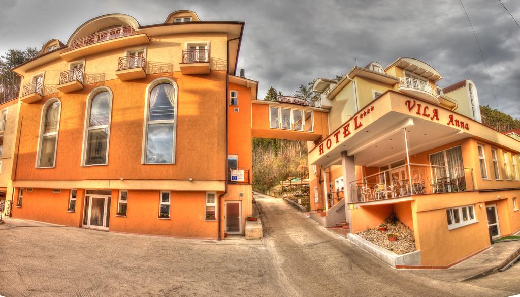 Hotel Vila Anna Trenčianske Teplice Exterior foto